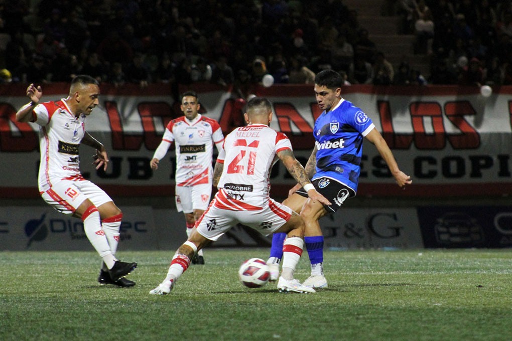 Empat Huachipato En Copiap Y Todo Sigue Igual En La Parte Alta De La